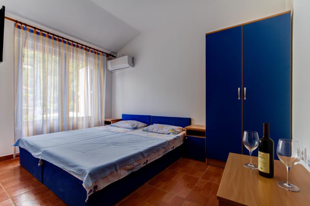 Dom Apartments Budva Luaran gambar